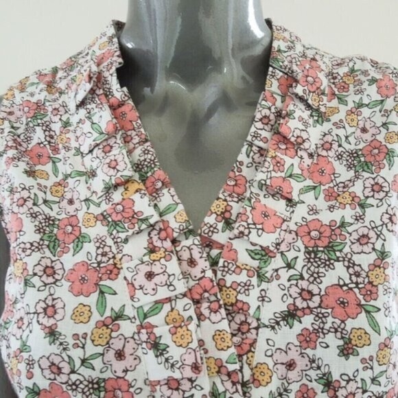 *2/$25* Kim Rogers Washable Linen Top Size Small Sleeveless Floral - Picture 2 of 4